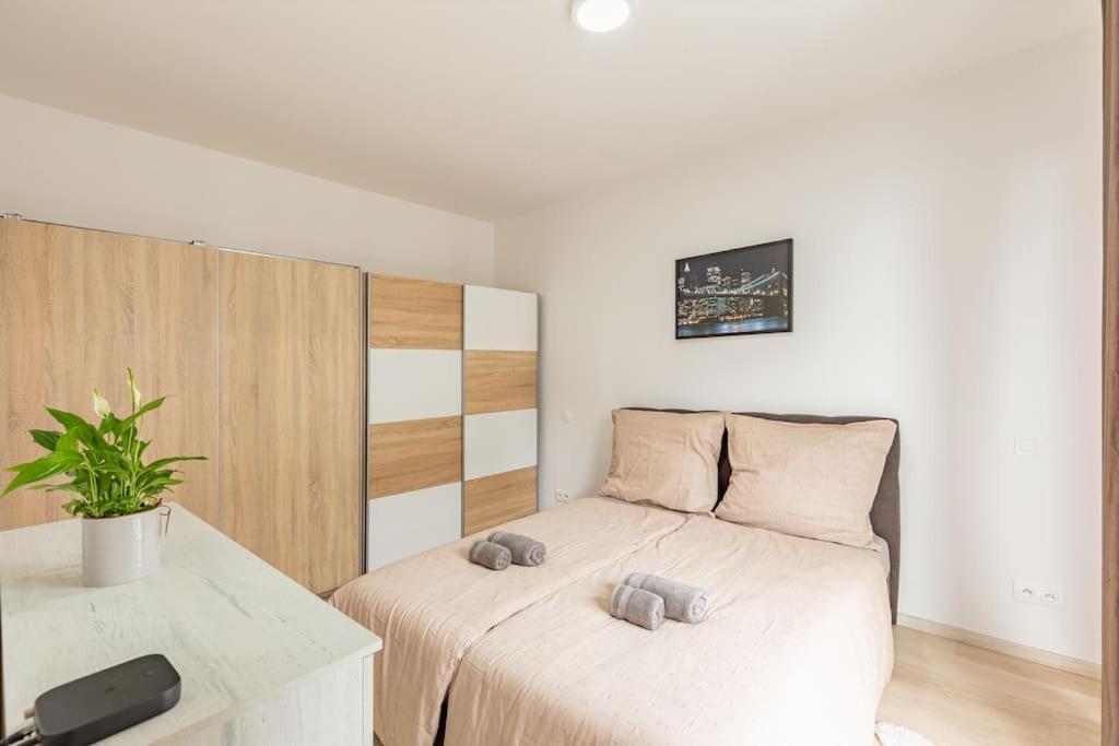 Cityscape Oasis: Active Studio Heaven Bratislava Exterior foto